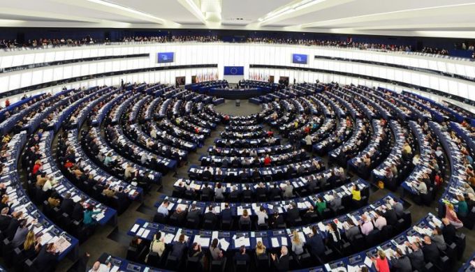 Parlamentul European se reuneşte în ultima sesiune înainte de alegeri