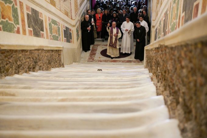 Scara Sfântă din Roma a fost restaurată pentru prima dată după 300 de ani