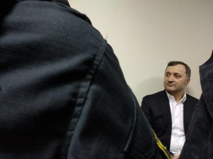VIDEO. Şedinţa în dosarul pe numele lui Vlad Filat a fost amânată din nou. Filat a făcut declaraţii