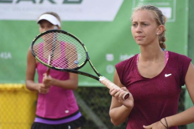 Tenismena Vitalia Stamat a ajuns în runda a doua a turneului W15 Shymkent