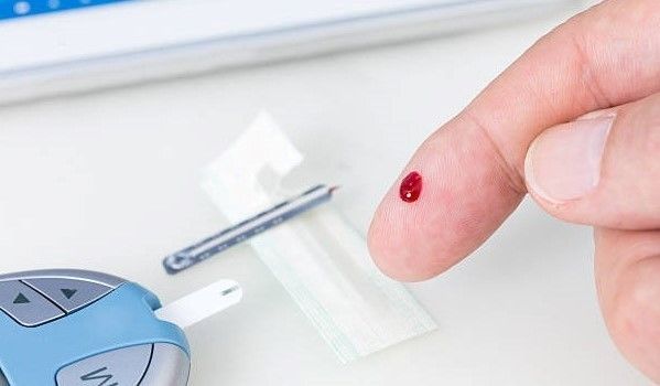 Ministerul Sănătăţii: Peste 36.000 de colete cu glucometre, teste şi lanţete au fost expediate persoanelor cu diabet zaharat