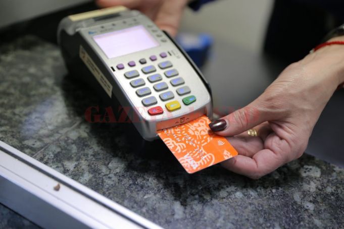 Comisioanele la plăţile cu cardul şi la terminale POS ar putea fi mai mici - Mold-Street