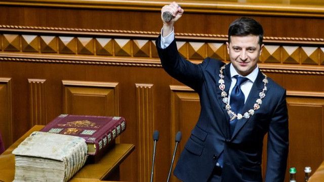 Consultări politice la Kiev, în contextul deciziei noului preşedinte de a dizolva Parlamentul