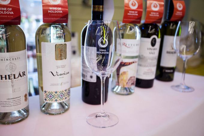 Brandul vinicol de ţară „Wine of Moldova” a adunat la un concurs internaţional 34 de medalii