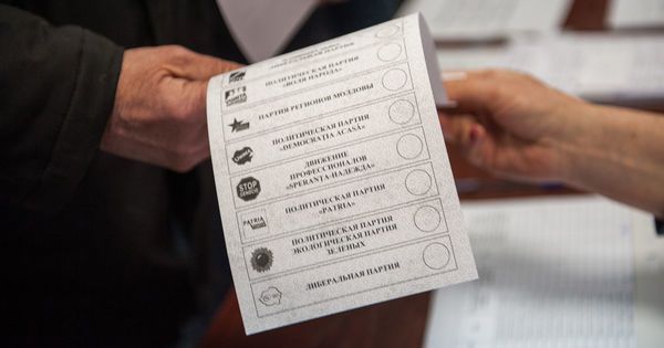 Fost deputat: Alegerile anticipate ar putea avea loc cu o probabilitate de 70%