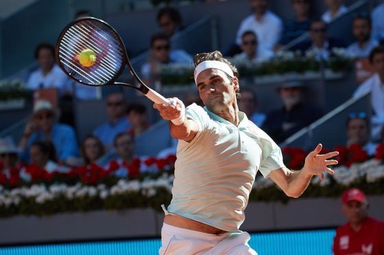 Bornă istorică atinsă de Roger Federer la Roland Garros: Elveţianul este primul sportiv care joacă 400 de meciuri la un turneu de Grand Slam