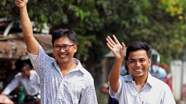 Doi jurnalişti ai agenţiei de presă Reuters, condamnaţi la şapte ani de închisoare în Myanmar, au fost eliberaţi