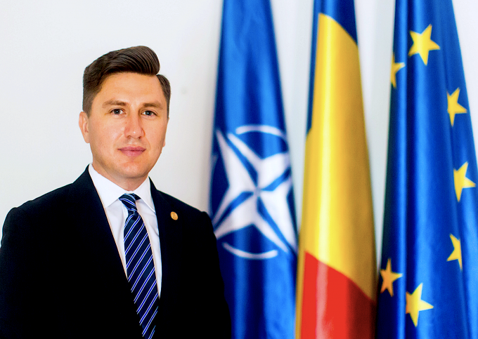 Constantin Codreanu: Deblocarea asistenţei financiare şi opoziţie faţă de federalizare, următorii paşi pentru R. Moldova