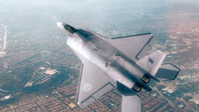 Turcia prezintă, la Paris, proiectul unui avion 'invizibil' propriu, TF-X