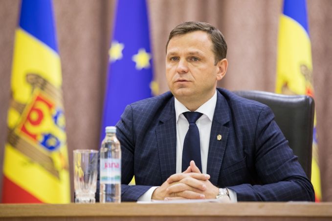 Andrei Năstase a semnat un denunţ: Cere tragerea la răspundere a judecătorilor CC şi ridicarea imunităţii parlamentare a lui Plahotniuc
