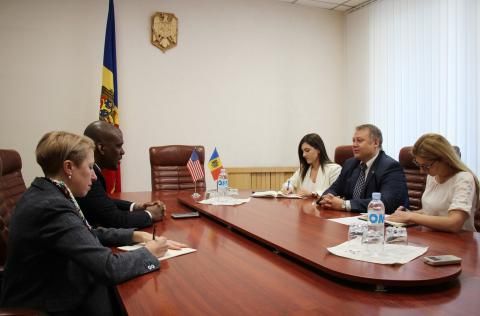 Ministrul Vadim Brînzan a avut o întrevedere cu Ambasadorul SUA, Dereck J. Hogan