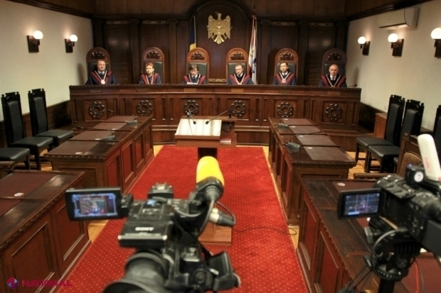 Igor Dodon: „Îndemn şi pe ceilalţi membri ai Curţii Constituţionale să ia exemplul lui Mihai Poalelungi sau...”