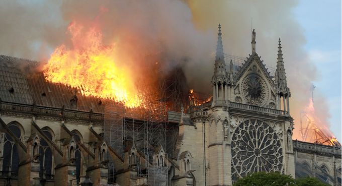 Incendiul de la Notre-Dame: Nu există „niciun element” care să permită acreditarea ipotezei unei „mâini criminale”