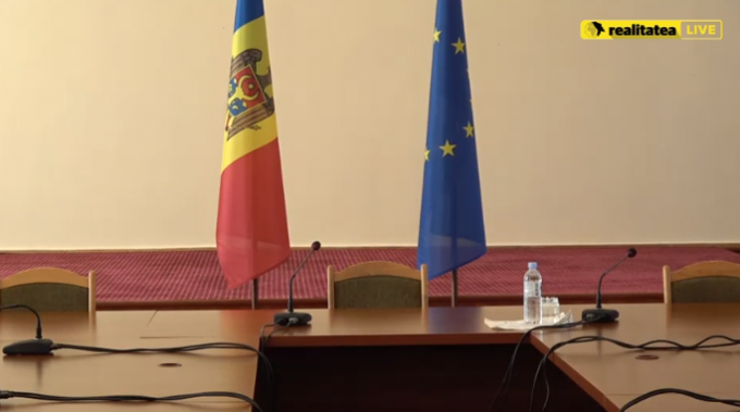 VIDEO. Ministrul Economiei şi Infrastructurii susţine o conferinţă de presă
