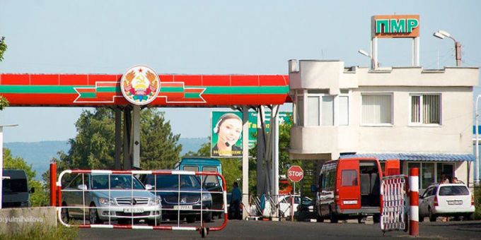 Opoziţia din regiunea transnistreană îl roagă pe Putin să-i scape şi pe ei de oligarhi