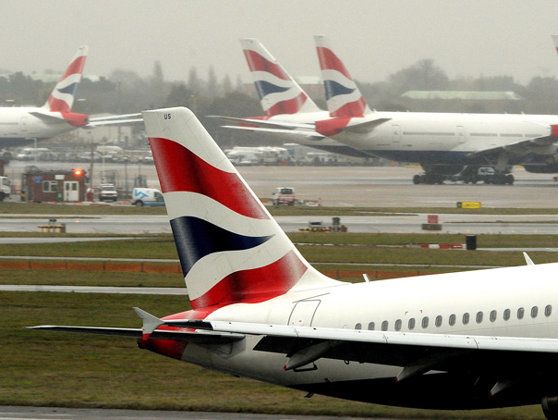 ALERTĂ pe aeroportul Gatwick din Londra: Toate zborurile, suspendate din cauza unei probleme tehnice