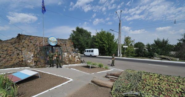 Posturile „grănicereşti” ilegale ale Tiraspolului continuă să blocheze libera circulaţie în Zona de Securitate