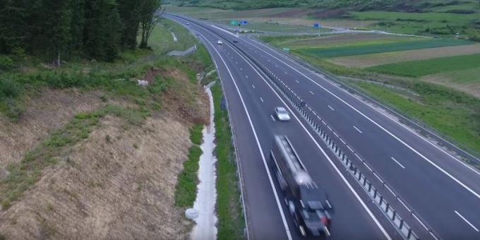 România şi R. Moldova au semnat patru contracte de finanţare pentru proiecte de infrastructură. Valoarea - 24 milioane de euro