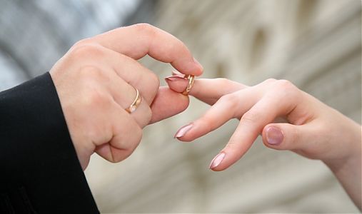 În 2018, au fost înregistrate mai puţine căsătorii comparativ cu anul precedent, însă mai multe divorţuri