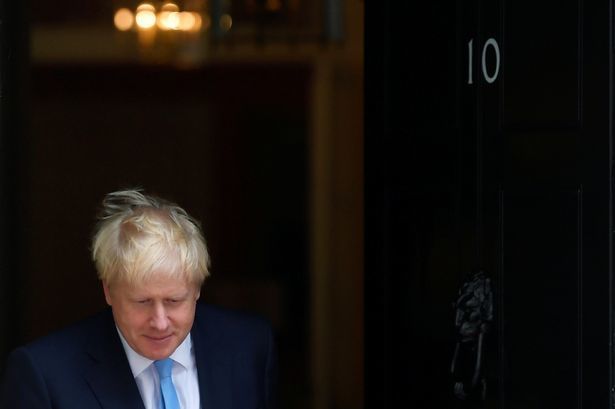 Marea Britanie: Boris Johnson cere revizuirea politicii în materie de condamnare a infractorilor periculoşi