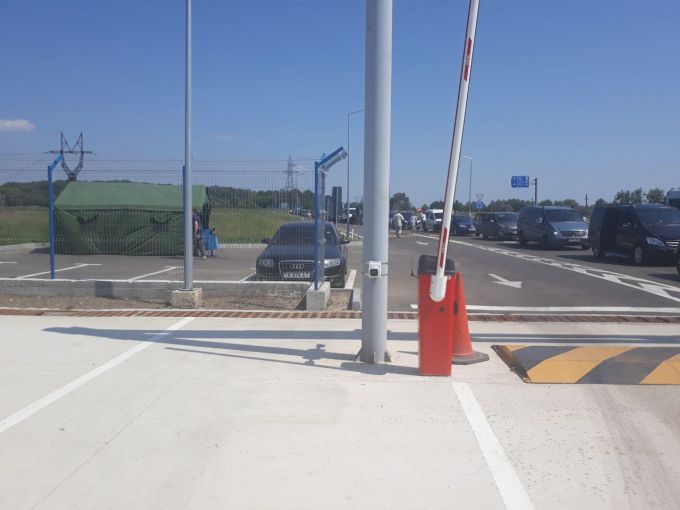 Poliţia de Frontieră: Trafic intensiv în punctul de trecere a frontierei Palanca, pe sensul de intrare în ţară