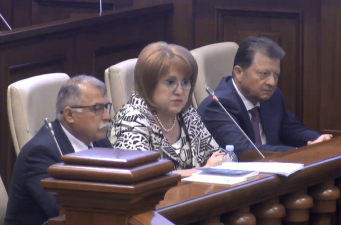 Ultima oră! Socialistul Vladimir Ţurcan şi Domnica Manole, judecători la CC din partea Parlamentului