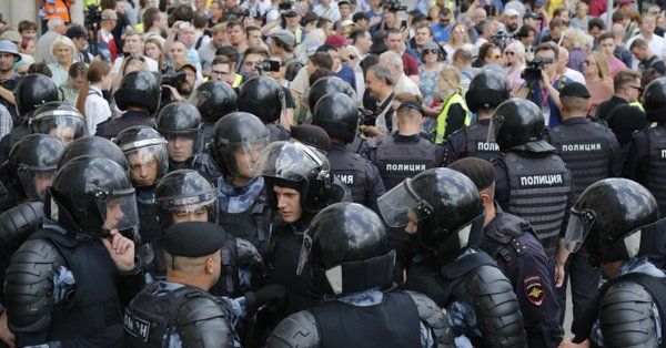 Franţa şi Germania denunţă arestarea manifestanţilor opoziţiei de sâmbătă, de la Moscova