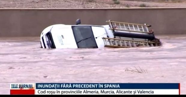Cel puţin cinci morţi şi mii de persoane evacuate în urma inundaţiilor din sud-estul Spaniei