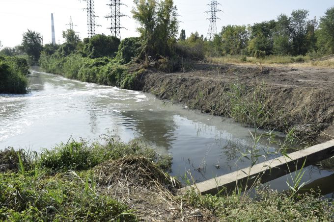 Apă-Canal Chişinău spune că Zernoff SRL nu a deversat borhot în sistemul public de canalizare şi prezintă scuze companiei
