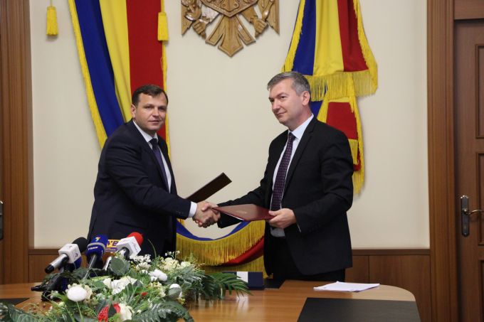 Andrei Năstase a semnat un memorandum cu actualul primar general interimar al Chişinăului