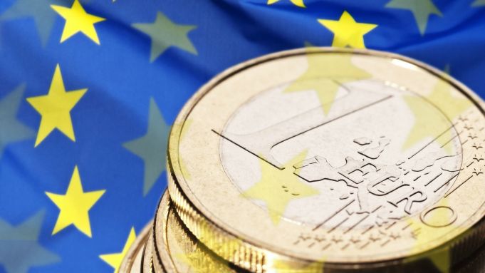 Cifre oficiale: La 13 ani de la aderarea la UE, România a primit trei euro pentru fiecare euro cu care a contribuit la bugetul comunitar