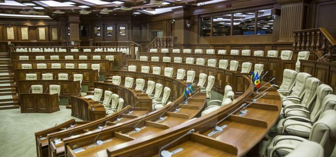 Blocul ACUM are nevoie de încă 7 semnături pentru a convoca o şedinţă extraordinară a Parlamentului, pe subiectul Aeroportului Internaţional Chişinău