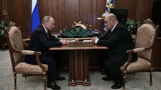 Fără niciun vot împotrivă, Duma de Stat a aprobat candidatura propusă de Putin la funcţia de premier al Rusiei