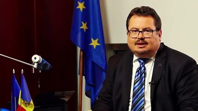 Peter Michalko, ambasadorul UE la Chişinău: Procuratura dă semnale îngrijorătoare pentru societate