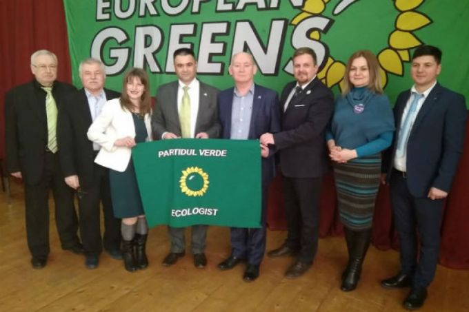 Un fost ministru al Apărării a fost ales preşedintele Partidului Verde Ecologist