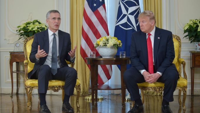 NATO a acceptat solicitarea lui Trump de a se implica mai mult în Orient