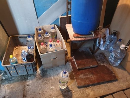 Afacere cu alcool etilic contrafăcut, deconspirată şi contracarată de poliţiştii din Bălţi