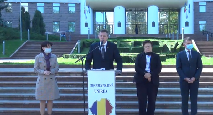 VIDEO. Dorin Chirtoacă, candidatul Blocului electoral UNIREA la prezidenţiale, susţine o conferinţă de presă
