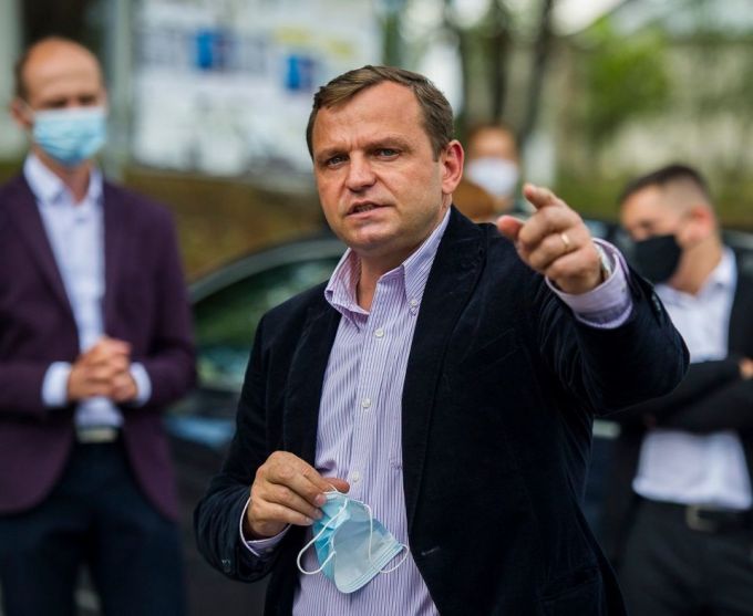 Andrei Năstase s-a adresat chişinăuenilor: Marele protest se va da la data de 1 noiembrie în cabinele de vot