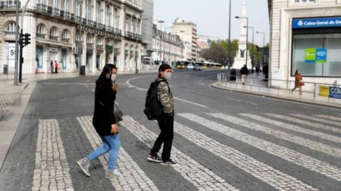 Portugalia interzice călătoriile interne şi închide şcolile în preajma a două sărbători naţionale