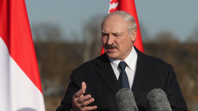 Belarus: Aleksandr Lukaşenko spune că va renunţa la postul de preşedinte când noua Constituţie va fi adoptată