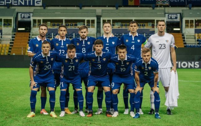 Naţionala de fotbal a Republicii Moldova a mai căzut două locuri în clasamentul FIFA. Salt spectaculos al naţionalei României