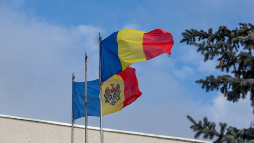 România se declară îngrijorată de modul în care deputaţii PSRM şi „Pentru Moldova” adoptă legi în Parlament