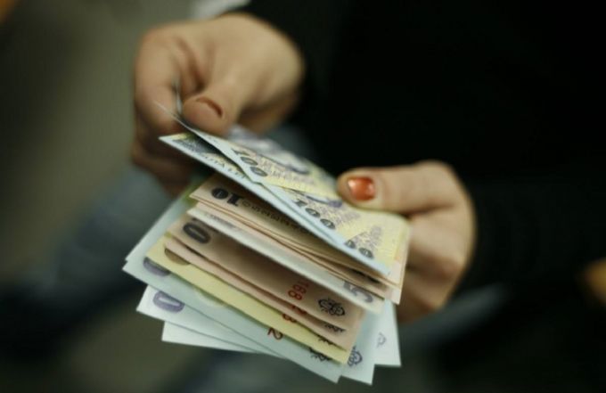Salariul mediu net a crescut în România cu 5,1%, în decembrie 2019. Care au fost categoriile de salariaţi cele mai bine plătite