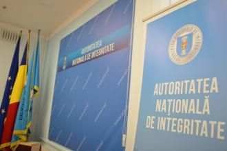 Autoritatea Naţională de Integritate „oferă” interdicţii de a ocupa o funcţie publică mai multor persoane publice