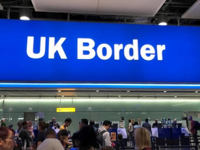 Marea Britanie îşi va închide graniţele pentru muncitorii necalificaţi şi pentru cei care nu vorbesc limba engleză. Care sunt noile reguli de imigrare în Regatul Unit