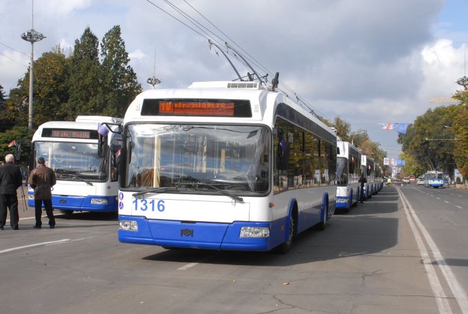 Transportul public în Chişinău va fi restricţionat în weekend