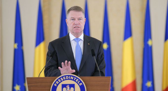 Klaus Iohannis anunţă carantină totală în România: Tot ce era până acum recomandare, devine obligatoriu. Suplimentăm jandarmeria cu armata