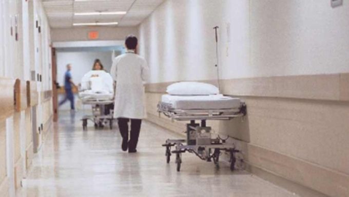 Spitalul din Cărpineni - în carantină, după ce angajaţii medicali au intrat în contact cu o femeie infectată cu coronavirus. Explicaţiile primarului