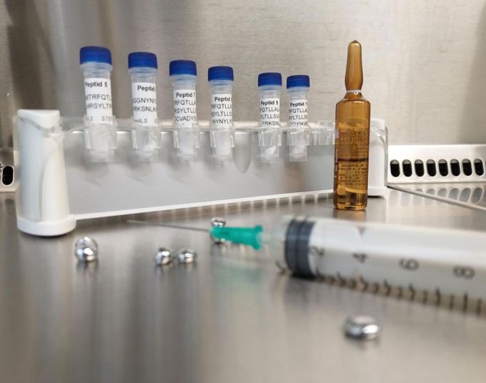 Un colectiv de cercetători din România anunţă despre testarea unui eventual vaccin pentru COVID-19
